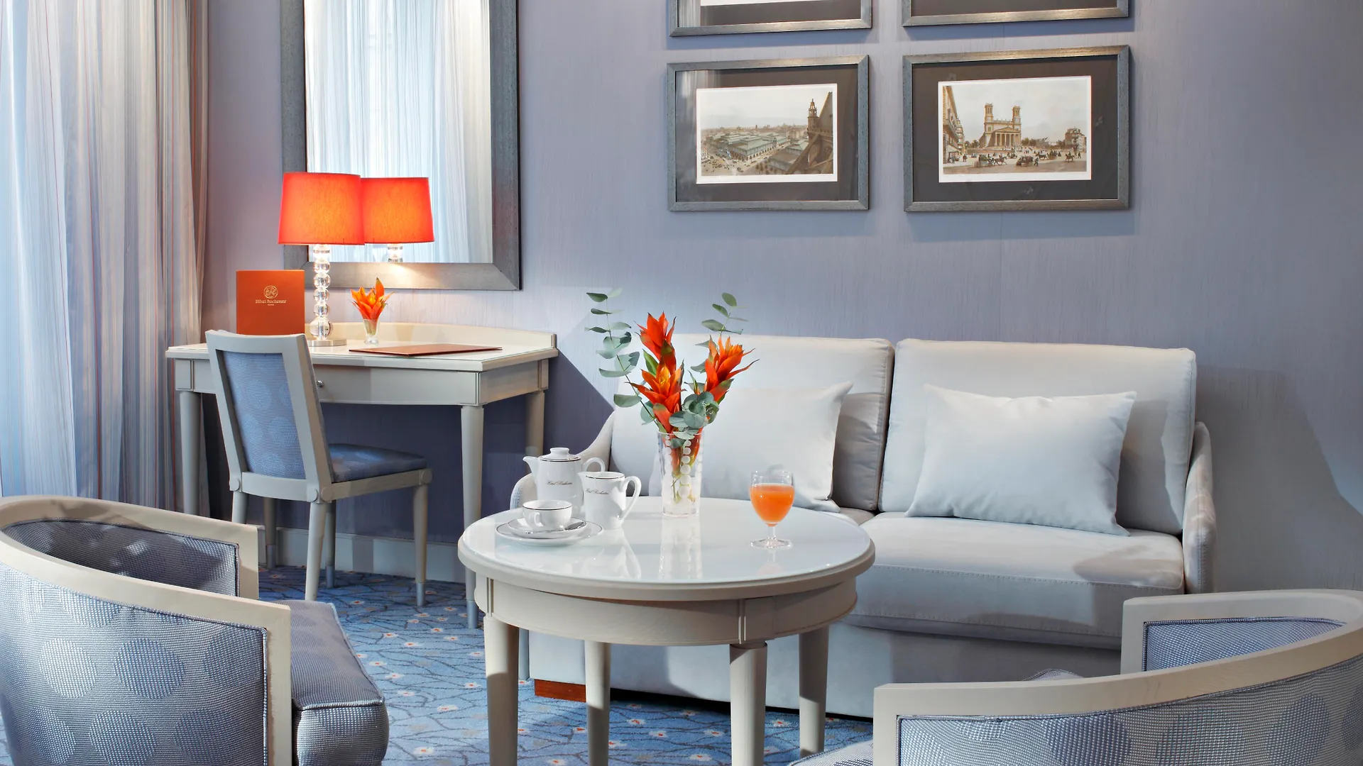 Hotel Rochester Champs Elysees Parijs