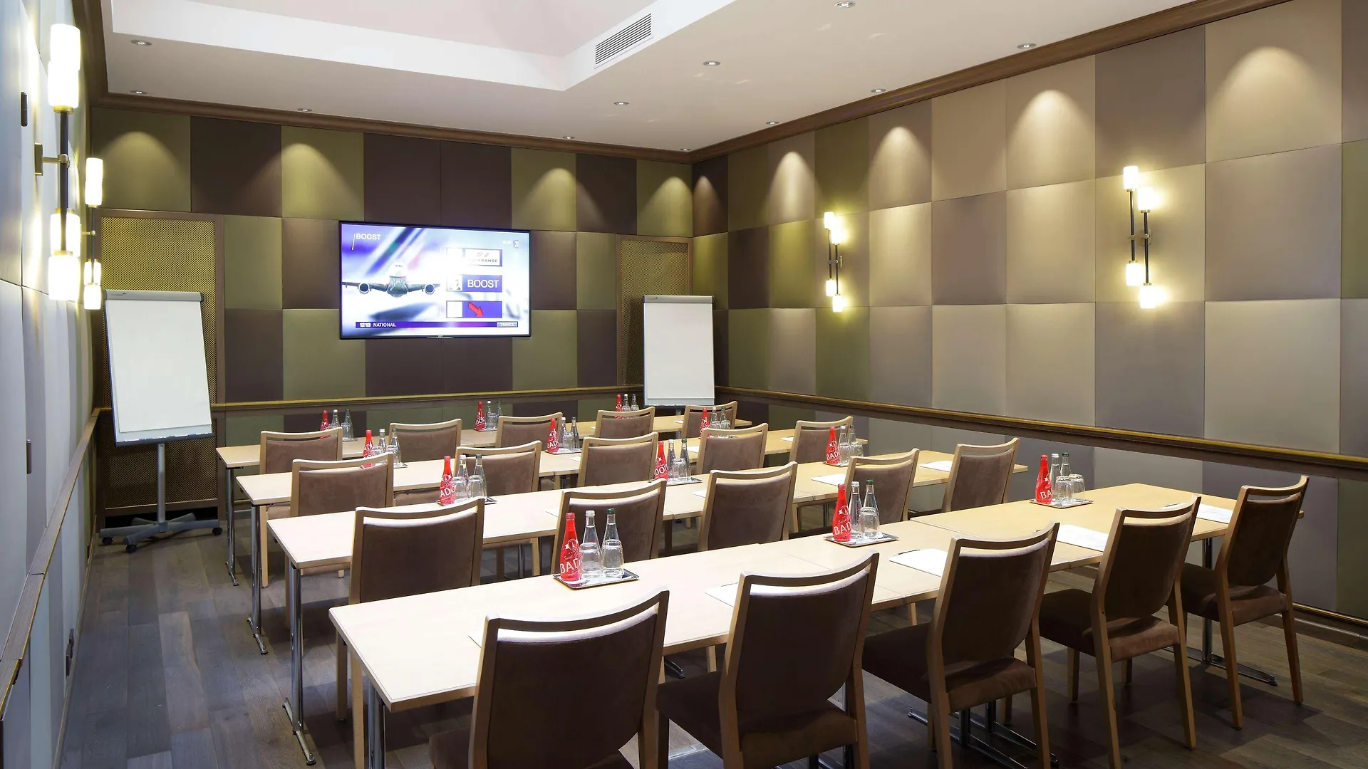 Rochester Champs Elysees Hotel 4*