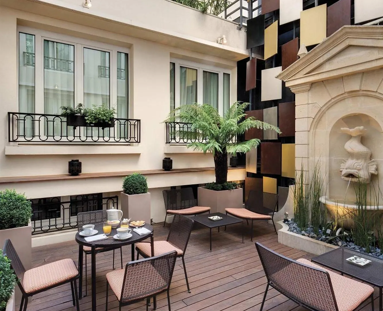 Rochester Champs Elysees 4* Paris