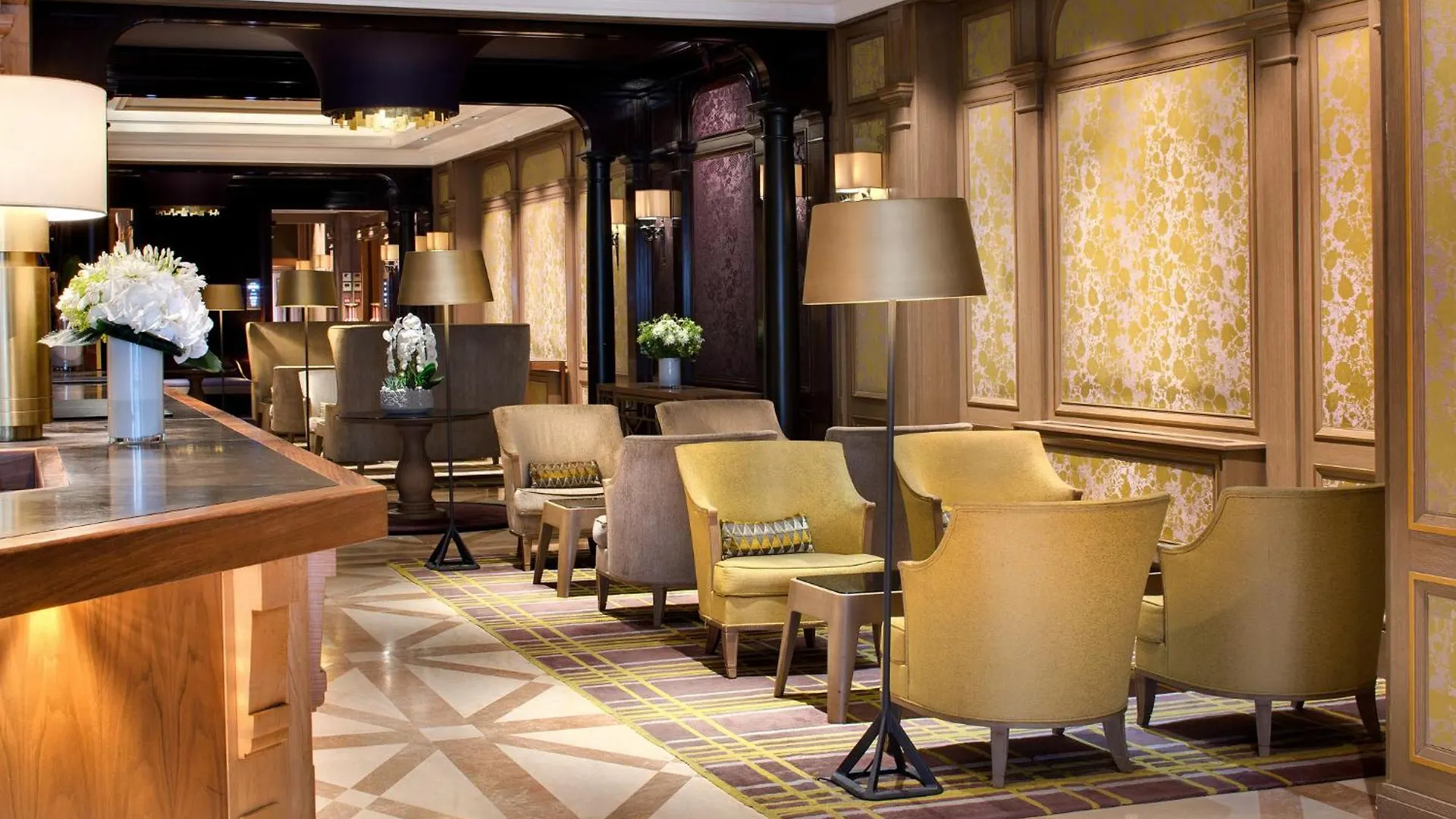 Hotel Rochester Champs Elysees Parijs