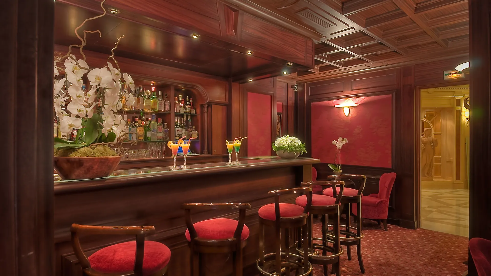 Hotel Rochester Champs Elysees 4*