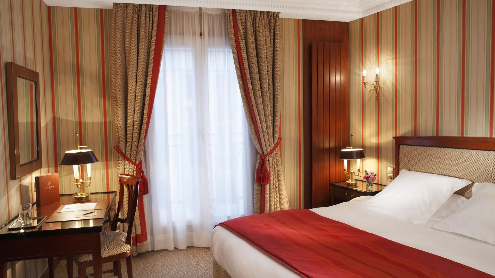 Hotel Rochester Champs Elysees